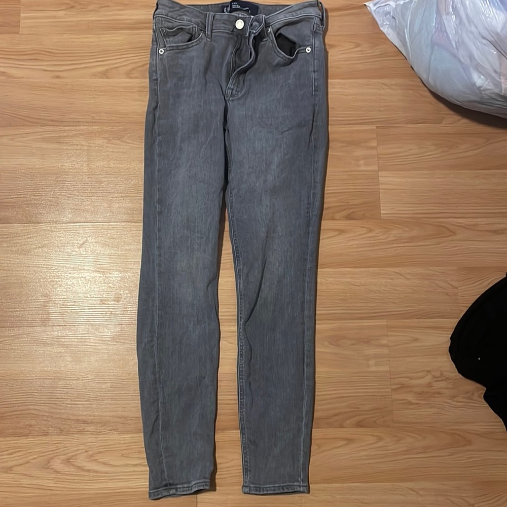 Gap gray skinny jeans